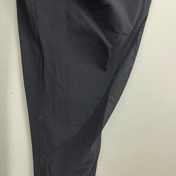 Lululemon Crop Leggings‎ Womens 4 Black Mesh Activewear Running Gym Yoga - Picture 6 of 7